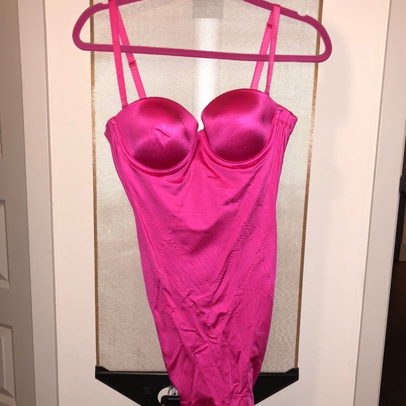 Secret By Victoria Secret slip - Picture 1 of 4